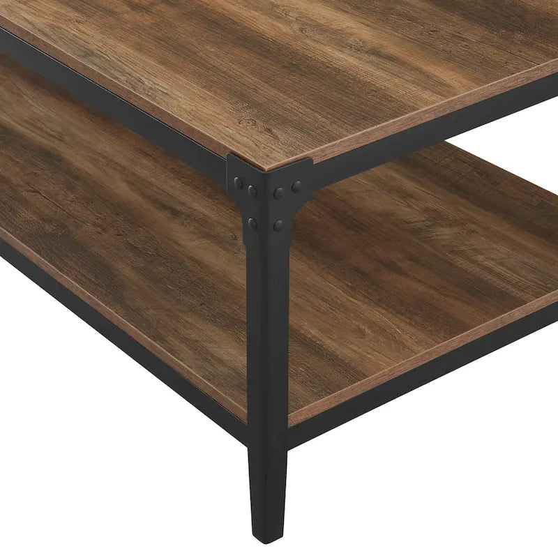 Table basse en fer cornière