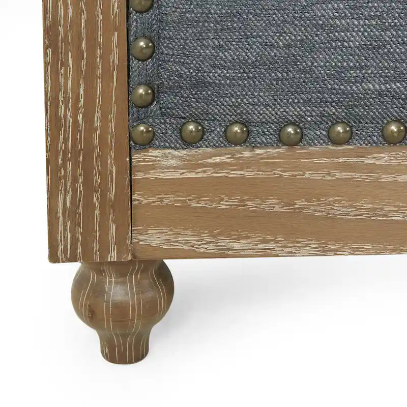 Canapé d'intérieur, décoré de rivets