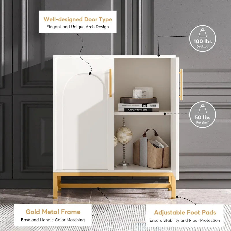 Un buffet moderne à quatre portes avec espace de rangement.