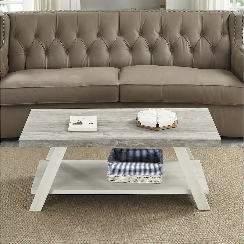 Table basse contemporaine en bois répliqué avec étagère