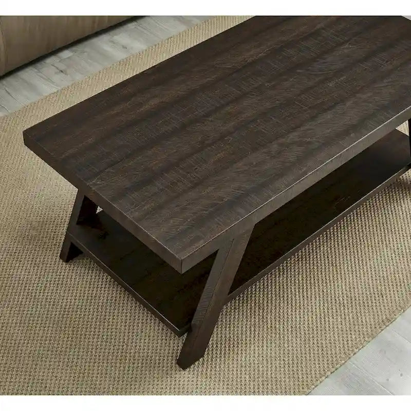 Table basse contemporaine en bois répliqué avec étagère