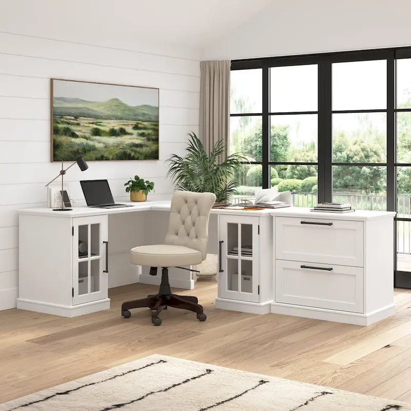 Bureau d'angle avec huche et rangements