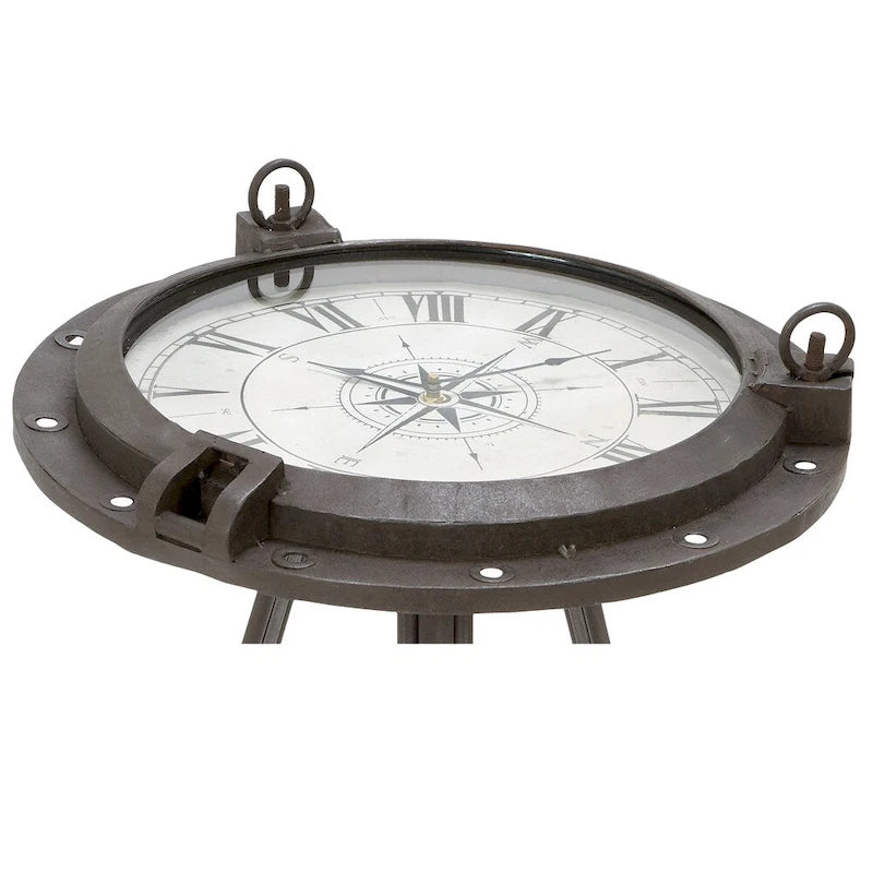 Table basse ronde industrielle en métal avec horloge
